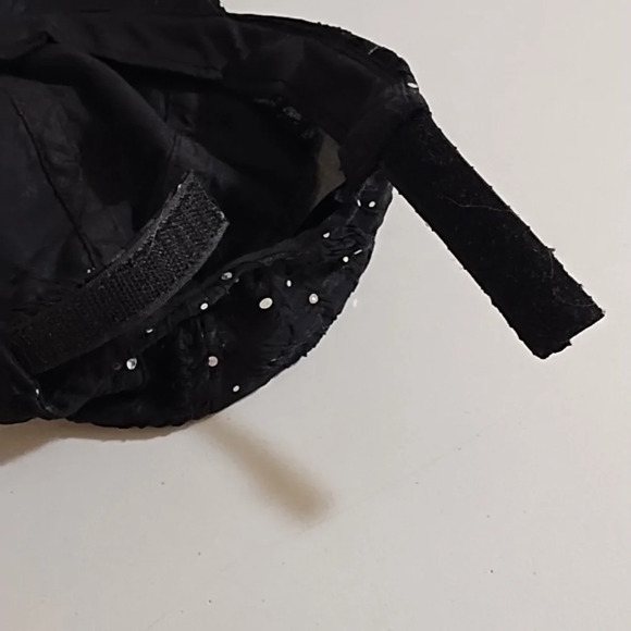 BLack Bedazzled Light Weight Baseball Cap Velcro Adjustment Strap - Picture 4 of 9